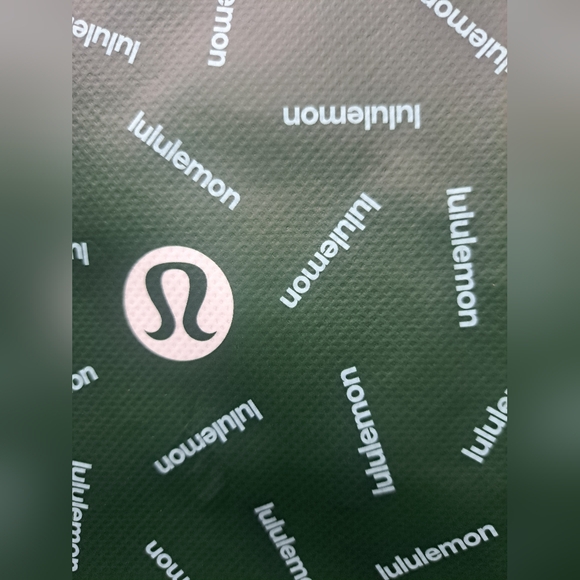 Lululemon Large Holiday Reusable Shopping Gift Bag Tote - Green/ Teal - Picture 3 of 9